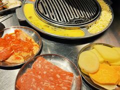 -猪掌柜韩国烤肉(六折店)