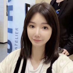 -COMO SALON 烫染可茉发型