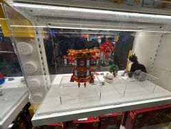 -乐高品牌旗舰店(人民广场店)