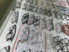 -潘多拉眼镜·蔡司依视路明月(潘家园店)