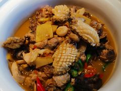 秘制鲍鱼焖鸡-湘语·湖南家常菜(新洲店)