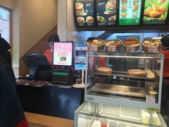 -德克士(虹桥火车站店)