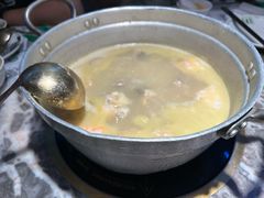 -禄婶鸡煲·打边炉
