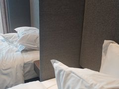 -珠海拱北口岸智选假日酒店