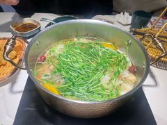 -椰子湾·海南火锅·糟粕醋·椰子鸡(正大广场店)