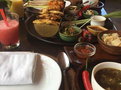 -DiAtas by Art Cafe Bumbu Bali