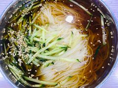 -三姐妹冷面馆(保卫路店)