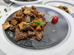 黑椒菌菇香煎牛肉粒-天和晟烤鸭店(玉泉西街店)
