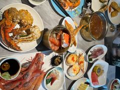 -雍容荟帝王蟹活龙虾展台自助(IFS黑金店)