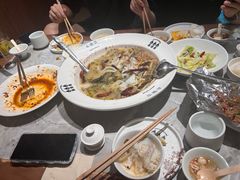 -渔语鱼新川菜Bistro(万象天地店)