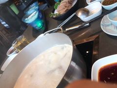 -捞王锅物料理(上海世茂广场店)