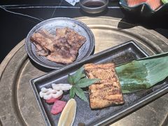 -山川小町·极番烧肉(新地假日广场店)