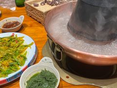 -一群羊手扒肉·火锅·早茶(远东公寓店)