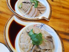 -侬佳蒸菜馆(听潮店)