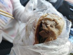 -金卯白肉罩火烧
