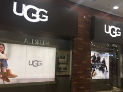 -UGG(燕莎奥特莱斯购物中心店)