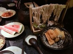 -湊湊火锅·茶憩(新中关购物中心店)