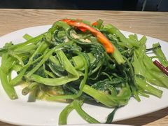 -滋味满屋美食坊(上海街店)