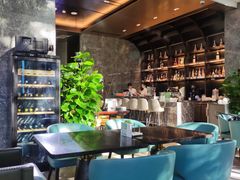 -星河吉酒店-BOND大堂吧·咖啡·简餐