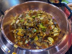 -虾弄弄海派小龙虾·牛羊蝎子火锅