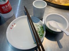 -屯老二农家铁锅炖·行业领军者(梅江店)