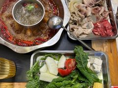 -金鼎雪山牦牛杂火锅(理县总店)
