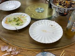 -溢心园香河肉饼总店