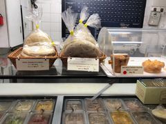 面包甜点陈列柜-安德鲁饼店(总店)