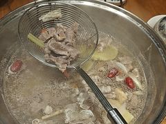 -娜仁图雅蒙古美食村(33小镇店)
