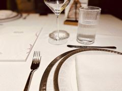 -Mogul Eatery·大亨餐酒馆