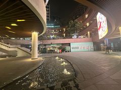-瑞虹新天地月亮湾