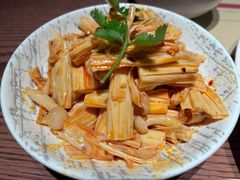 -荣家黄鱼面(前滩太古里店)