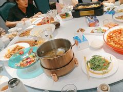 -巴特餐饮6加1音乐餐吧·新疆菜