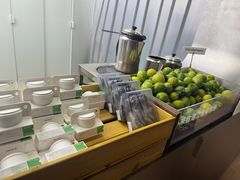 -introlemons(北京西单更新场店)