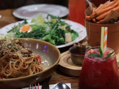 -Efes Turkish & Mediterranean Cuisine 艾菲斯餐厅(陆家嘴店)