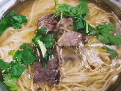 牛肉拉面-十二忠手拉面(五福店)