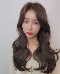 -十六番发型师事务所