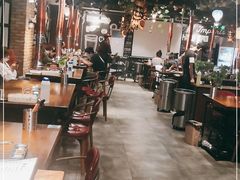 大堂-·缸桶屋·韩式牛肋条自助烤肉(西湖D11店)