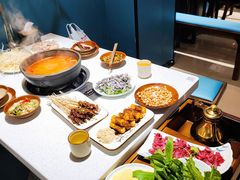 -贵府酸汤牛肉火锅·贵州老字号(飞山街店)