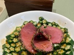 黑椒牛肉拼秋葵-将相和·海鲜蒸饺大连菜