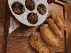 蜗牛配蒜香面包-EN SPACE恩空间