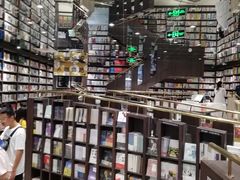 -钟书阁(群光广场店)