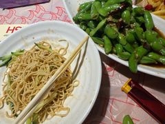 -肥肥虾庄·金牌油焖大虾(汉街SKP店)