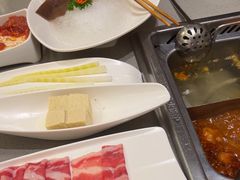 -海底捞火锅(旭辉MALL店)