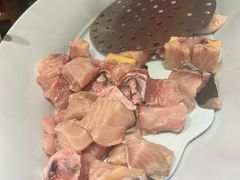 一百多斤的大鱼-老刘生态大鱼坊铁锅炖鱼(赛马场店)
