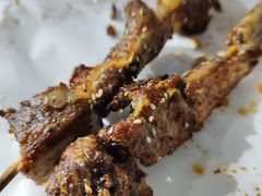 -巴汗羊肉串烧烤店