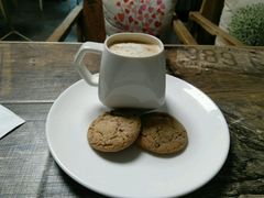 曲奇咖啡-HIGH FIVE哈福手工汉堡(桂林路店)