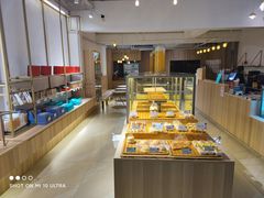 自助取餐区-顶东面包花园·生日蛋糕(世博店)