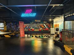 -极限PLAY运动娱乐新世界·团建派对潮玩休闲馆·室内蹦极高空游乐园