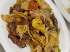 紫萝炒牛肉-文记壹心鸡(宝华路店)